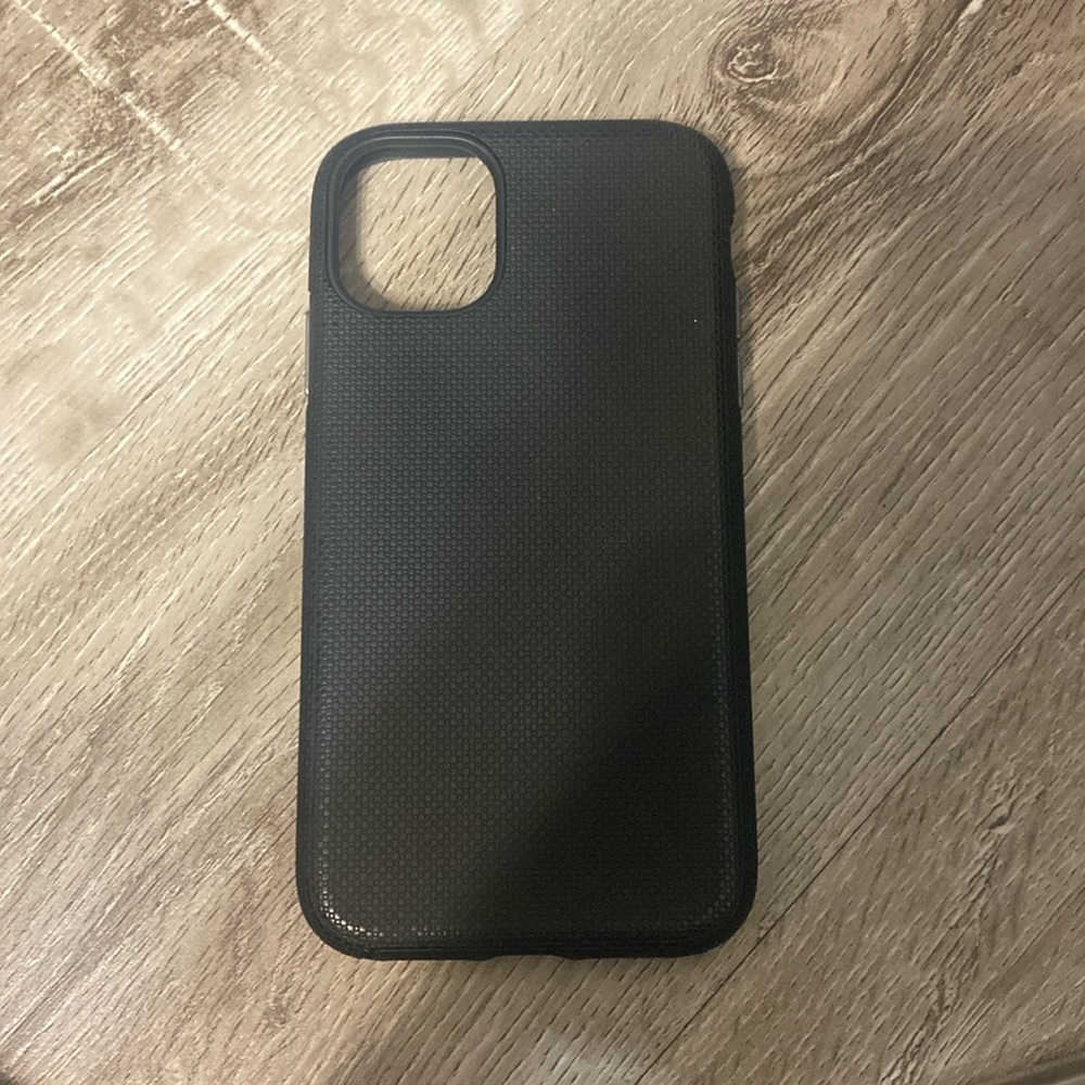 iPhone 12 black case